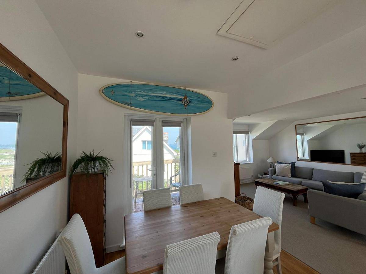 Three-Bedroom House in Porth, Newquay