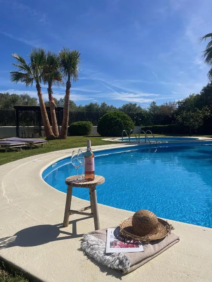 Chalet para 6 personas, con piscina además de jardín y terraza - 1
