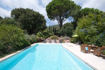 Gîte pour 6 personnes, avec jardin et jacuzzi ainsi que terrasse et piscine en Corse