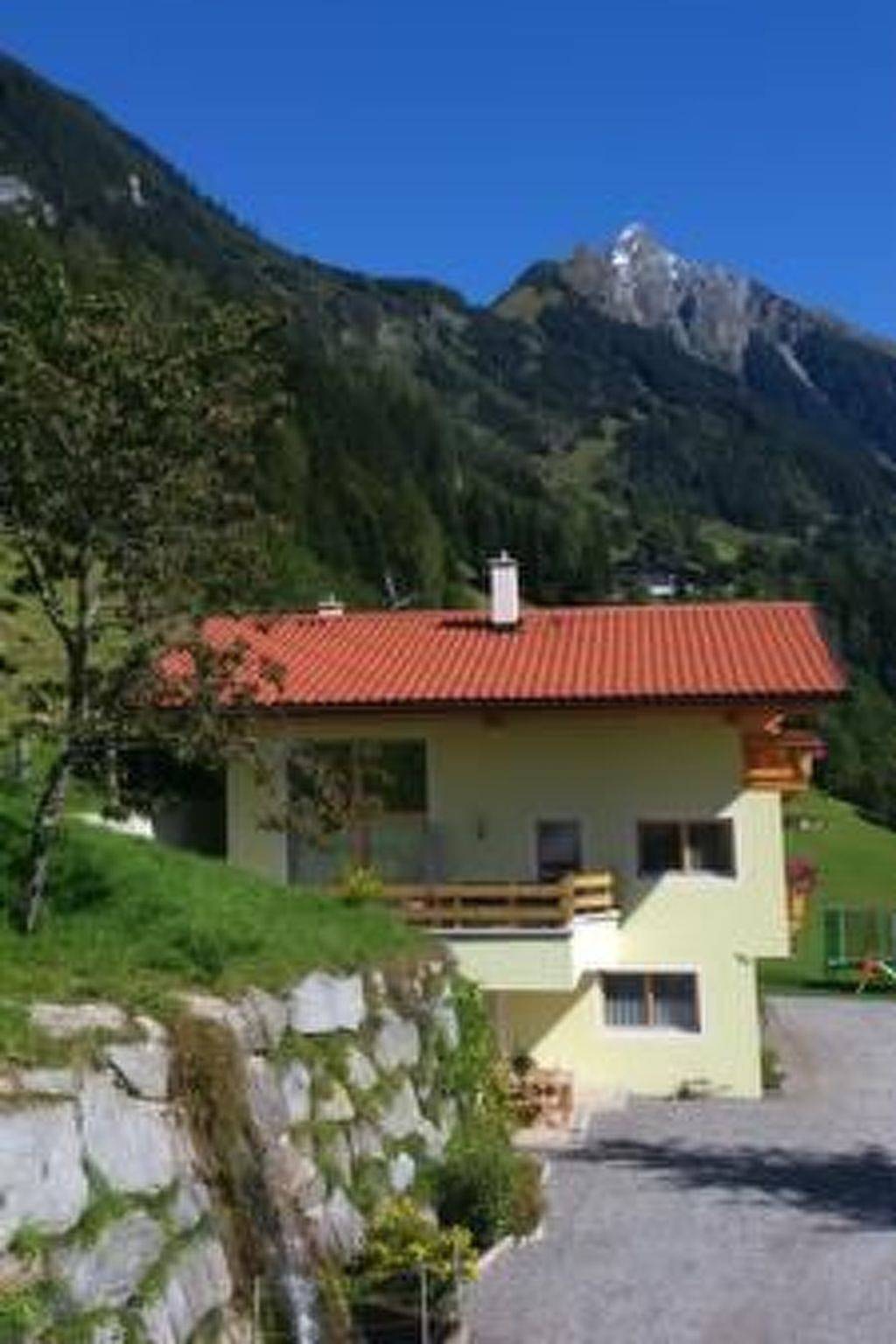 Ganze Wohnung, In Brandberg mit Garten in Brandberg, Zillertaler Alpen