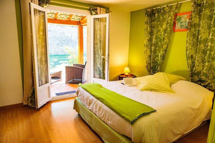 Gîte pour 10 personnes, avec jardin et piscine à Larroque - 2