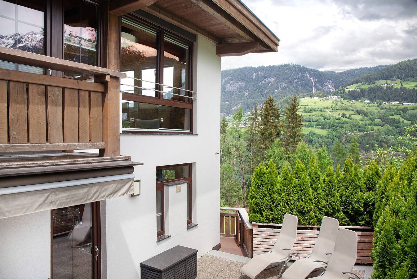Ferienhaus 'Plattner' mit Bergblick, privater Terrasse und Wlan in Piburg, Oetz