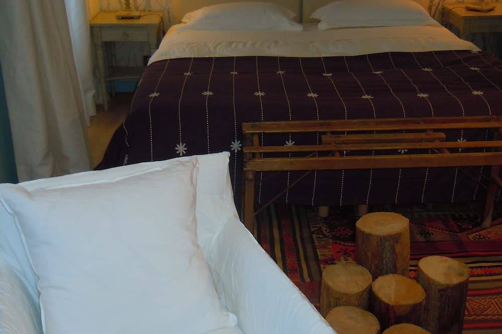 Studio 3 stars-Parking-wifi -Historic center- in Quimper, Quimper region