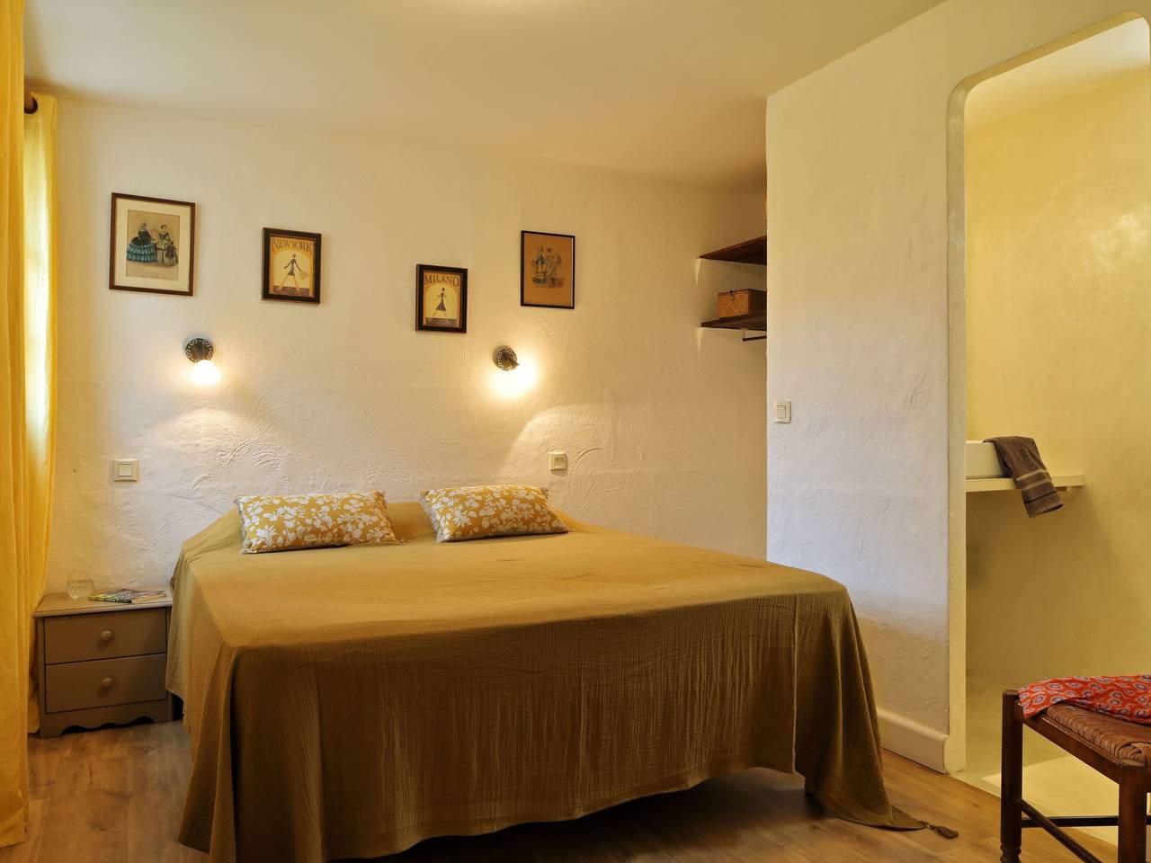 Weingut Punta della guardia zwischen Meer und Gebirge in Cervione, Región de Corte