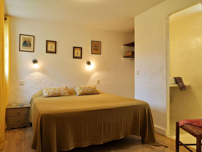 Location de vacances pour 4 personnes, avec jardin ainsi que vue et terrasse, animaux acceptés à Cervione - 3