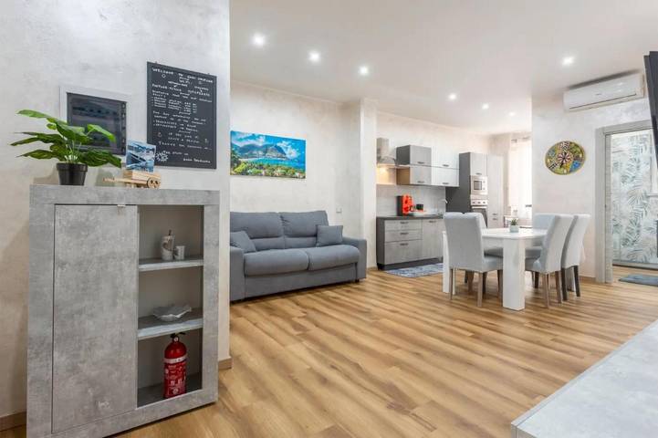 Appartamento vacanze per 6 persone, con Balcone a Palermo