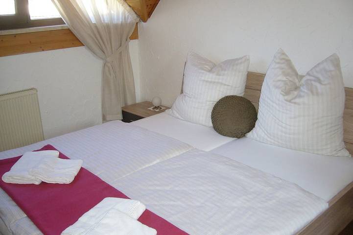 Ferienwohnung für 6 Personen, mit Balkon und Garten in Betzenstein - 2