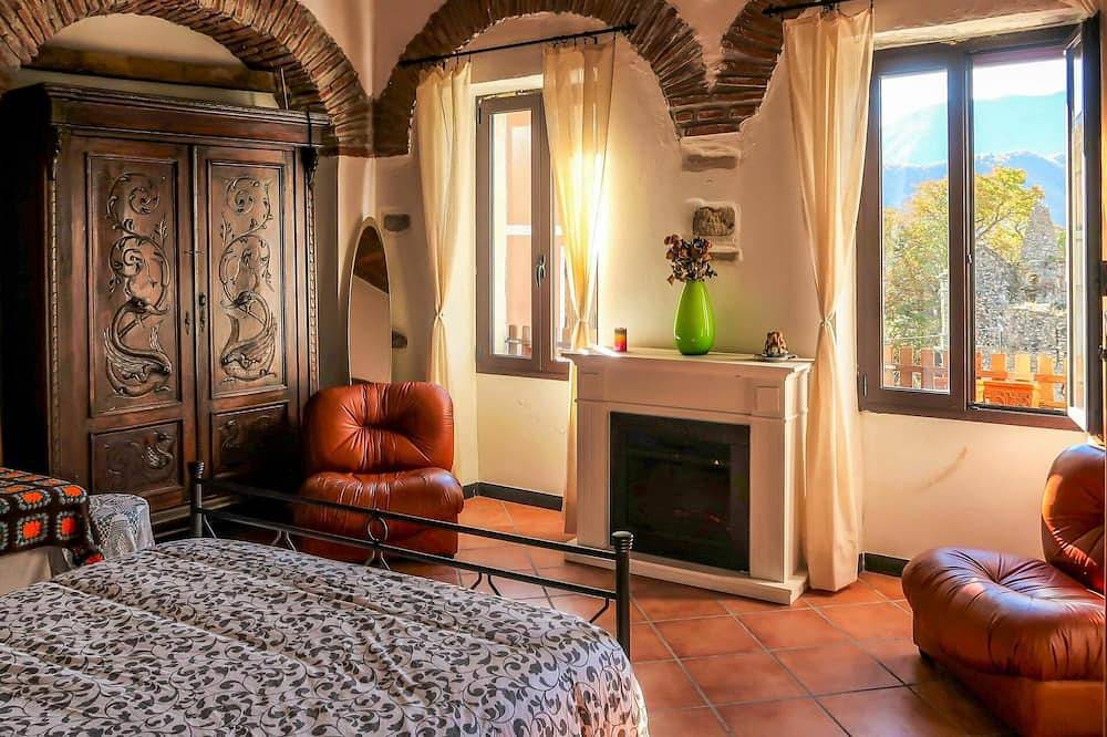 Atemberaubendes  Ferienhaus für 6 Leute mit  W-Lan und Tv in Molini di Triora, Ligurische Alpen