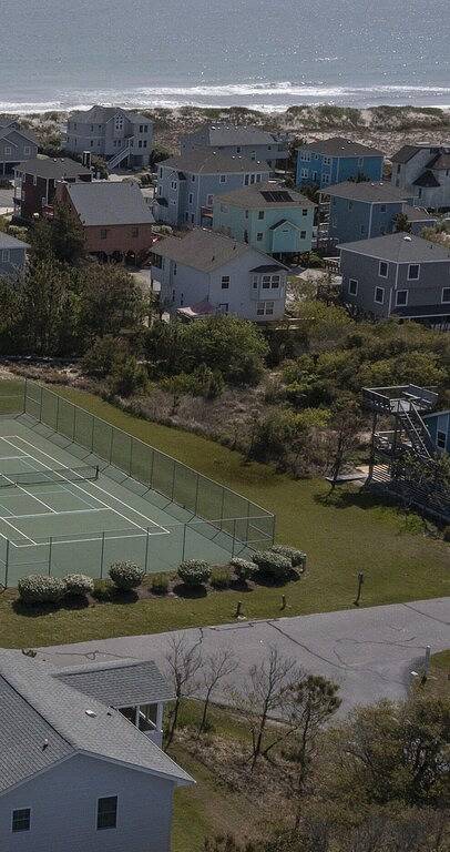 Ganze Wohnung, Corolla Oceanside Condo Just steps from the Beach - sleeps 6 in Corolla, Currituck County