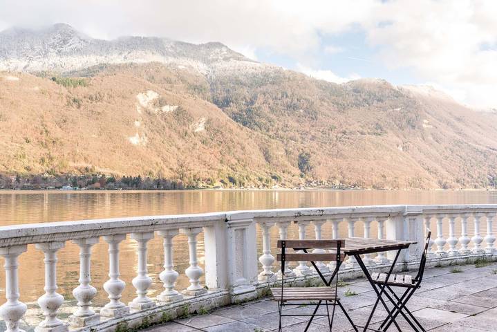 Appartement de vacances pour 5 personnes, avec terrasse et vue sur le lac