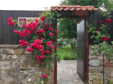 Holiday Rental for 8 People in Balkan Mountains, Bulgaria, Photo 1