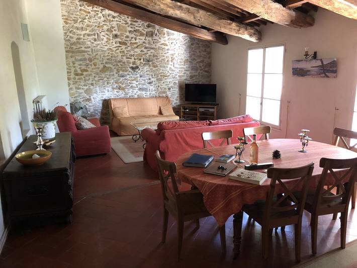 Gîte pour 4 personnes, avec terrasse à Le Castellet - 2