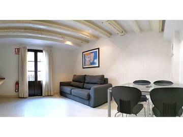 Holiday Apartment for 2 People in Ciutat Vella, Barcelona, Photo 2