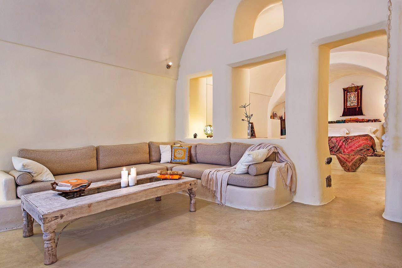 Real Santorini, Cave House – far from the crowds, small village in Exo Gonia, Vothonas