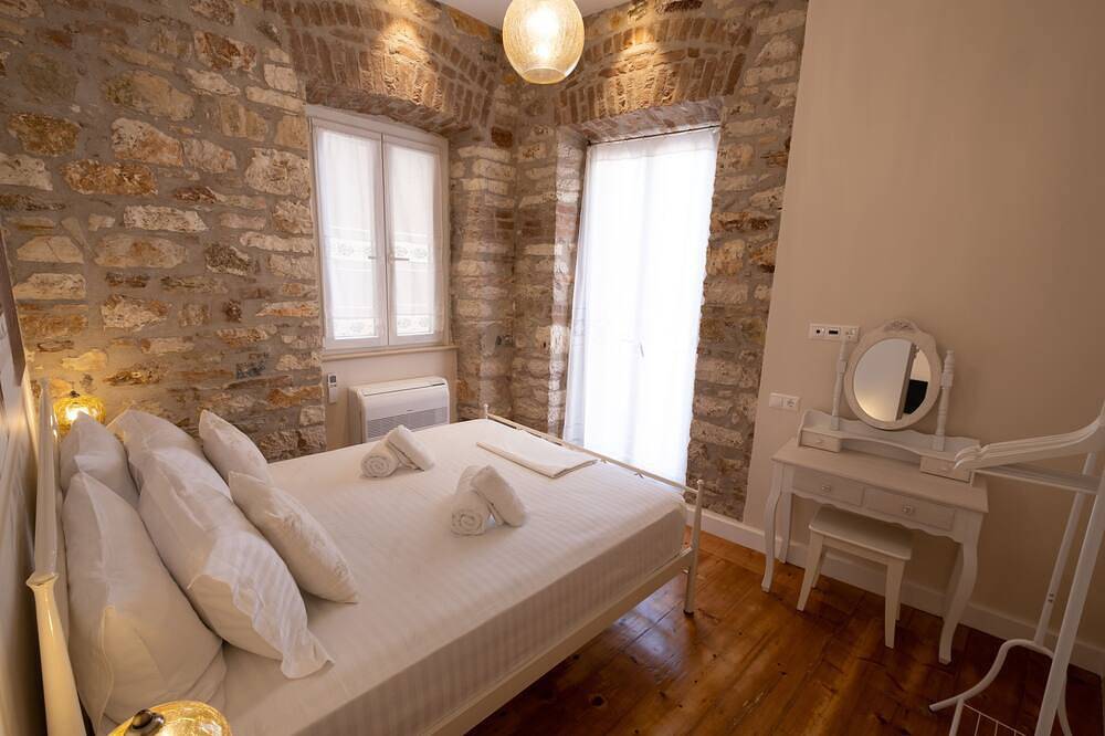 Appartamento intero, La Cantada - Renovated apartment in Corfu town in Corfù (città), Corfù