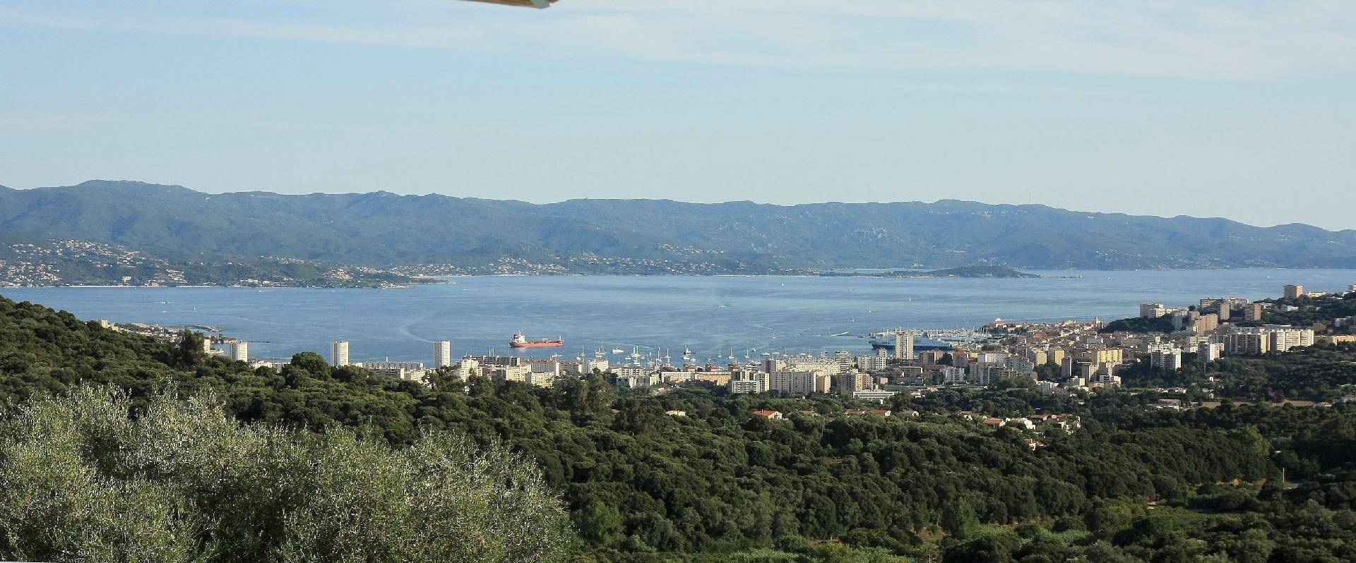 Appartamento intero, Terrace flat with panoramic view of the gulf in Alata (Corsica), Ajaccio e dintorni
