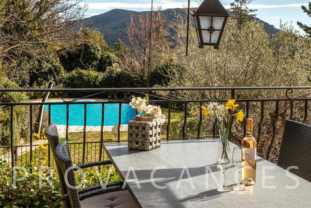 Holiday home with large grounds, swimming pool and walking distance to Bargemon in Bargemon, Draguignan region