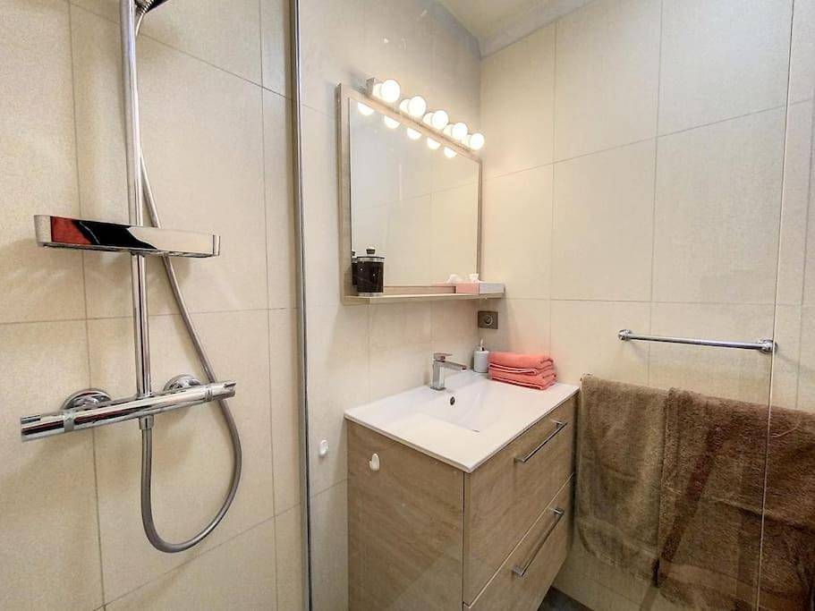 One-Bedroom Chalet in Mouans-Sartoux, Côte méditerranéenne (France)