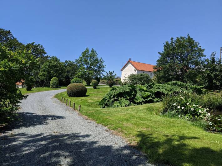 Location de vacances pour 4 personnes, avec terrasse et jardin, animaux acceptés à Vesly - 2