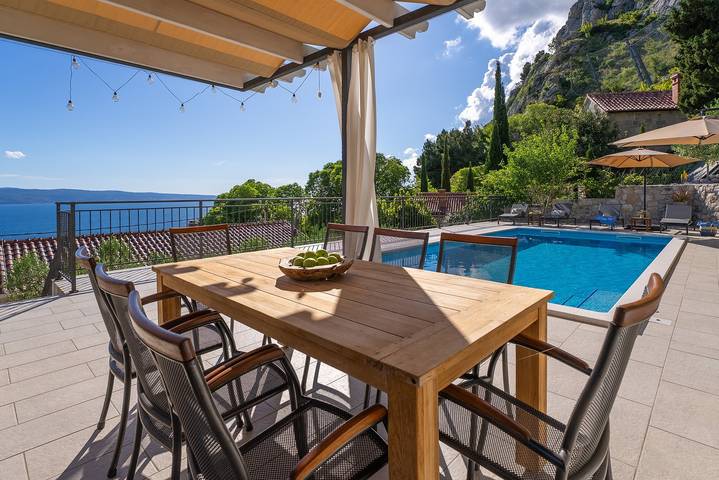 Ferienhaus für 8 Personen, mit Pool und Garten in Omis - 4