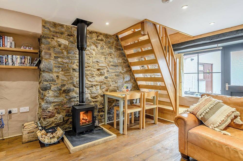 Holiday Home for 2 People in Pembroke, Pembrokeshire