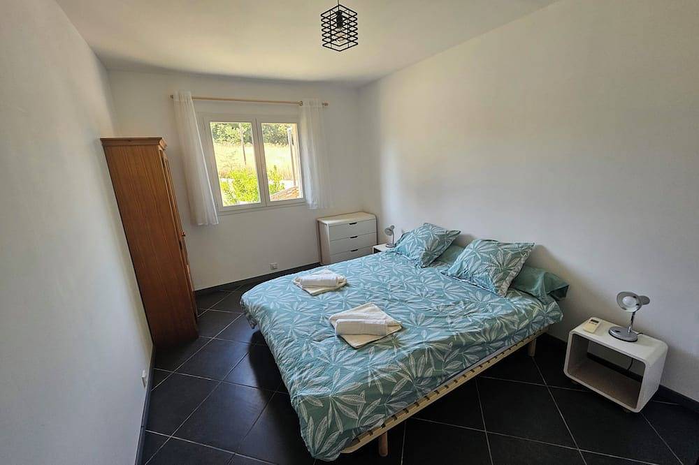 Appartement entier, Villa San Petru, La campagne entre mer et montagne in Sarrola-Carcopino, Région d'Ajaccio