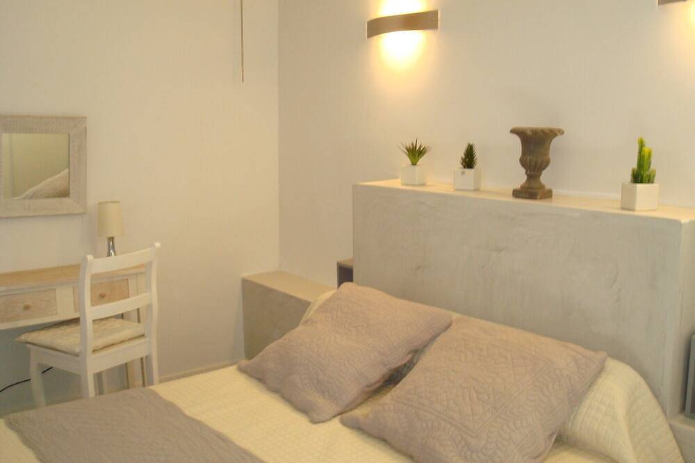 Encantador apartamento T2 con vistas al mar y a la montaña in Biguglia, Región de Bastia