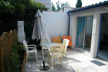 Gîte pour 4 personnes, avec jardin à Lattes
