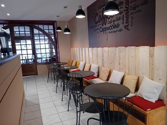 Hôtel pour 2 personnes, avec piscine et vue ainsi que terrasse et jardin à Thueyts - 4