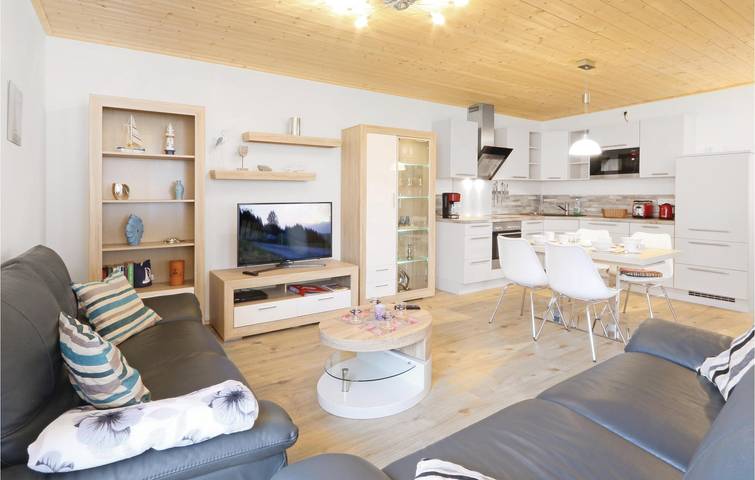 Gemütliche Wohnung mit TV, Geschirrspüler & Internet, 2,5km zum Freibad in Altefähr, Rügen