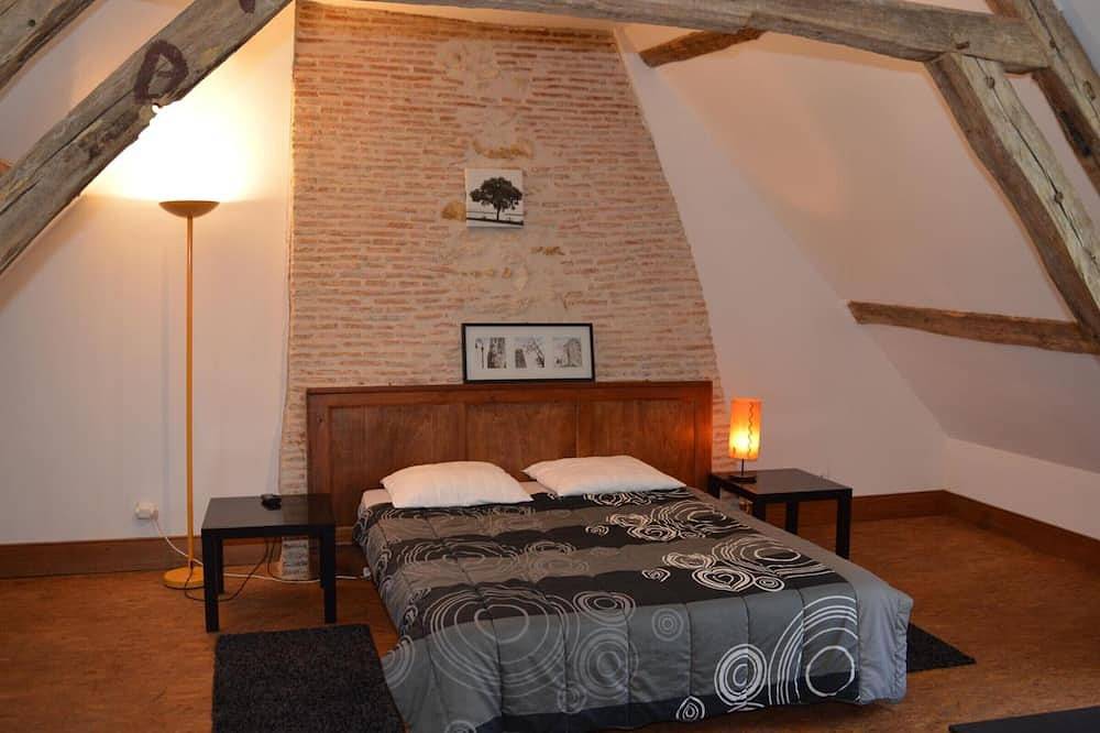Einzigartige Mühle aus dem 15. Jhd mit geschlossenem Garten in Arpheuilles, Châteauroux und Umgebung