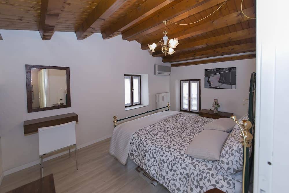 Apartment in der Altstadt von Rivoltella sul Garda ideal für Familien in Rivoltella del Garda, Desenzano del Garda
