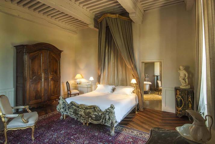 Hôtel pour 2 personnes, avec Terrasse et Jacuzzi ainsi que Jardin et Piscine à Onet-le-Château