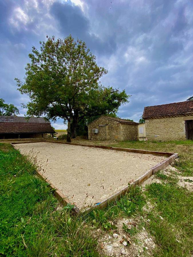 Chambres d'hôtes de charme avec piscine - Le Clos Boissiere in Valence-sur-Baïse, Gers