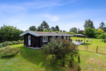 Ferienhaus für 5 Personen, mit Terrasse und Garten an der Kattegat Küste