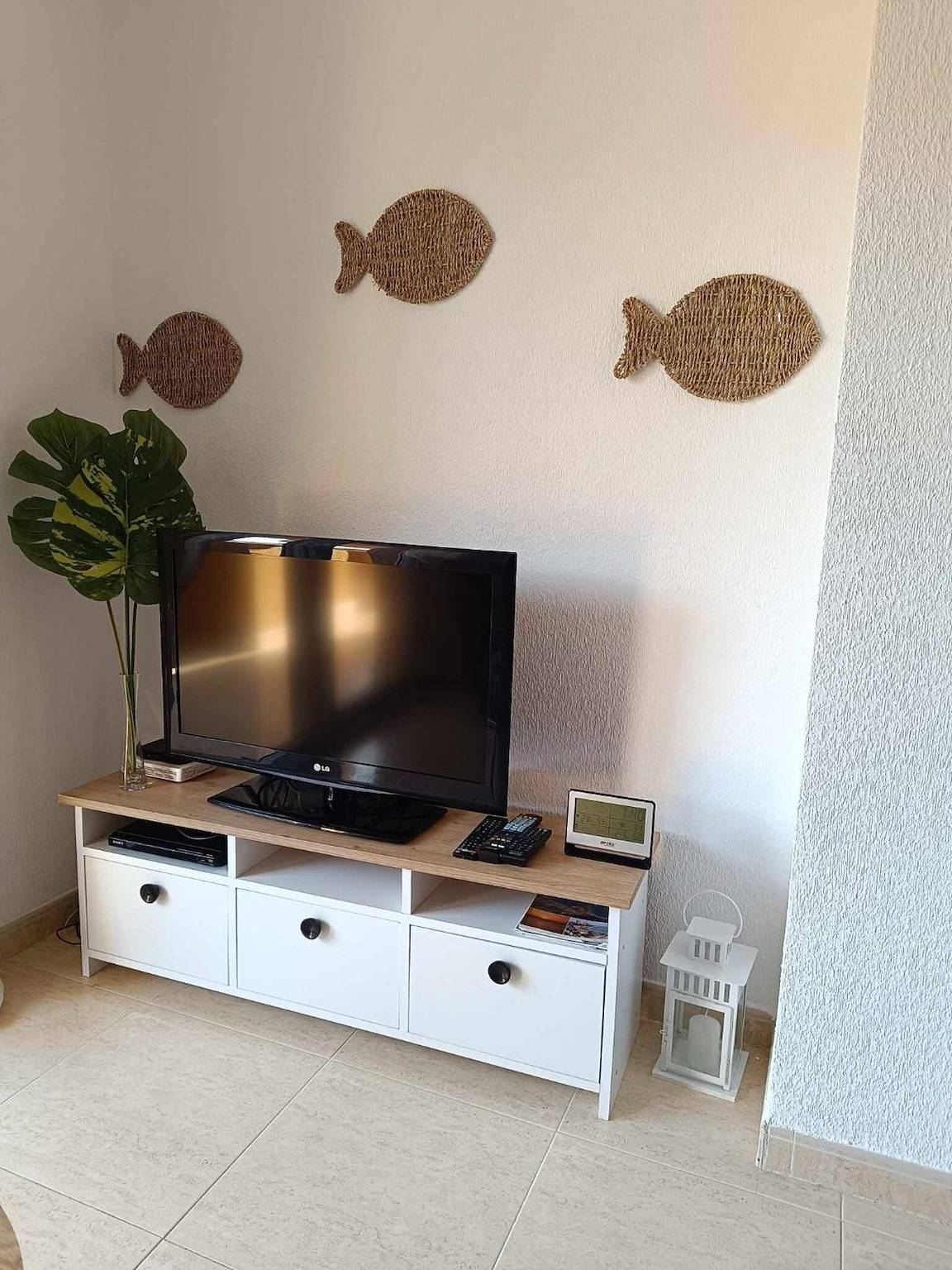 Apartamento inteiro, Apartamento 'Galantos Gemelas' com Vista Mar, Wi-Fi e Ar Condicionado in Los Miradores del Puerto, San Javier
