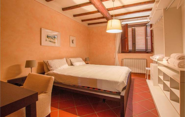 Apartamento vacacional entero, A 500 m del río Pesciola: Aparcamiento, Jardín, Cocina y WiFi in Montespertoli, Chianti