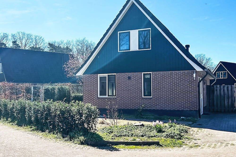 Geräumiges Ferienhaus mitten im Wald in Winterswijk, Achterhoek