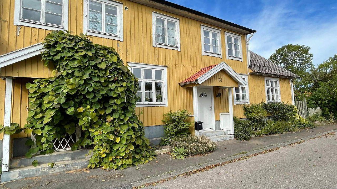 Hus för 11 Personer med trädgård in Öland