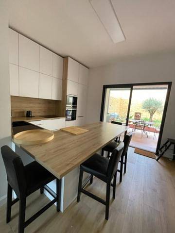 Location de vacances pour 4 personnes, avec terrasse à La Suze-sur-Sarthe