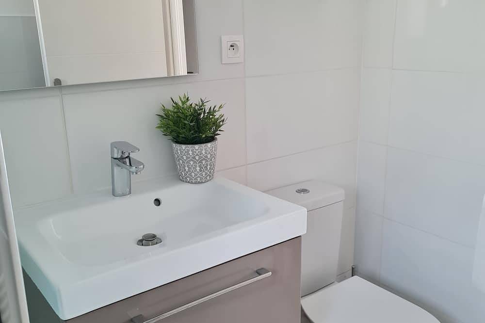 Gite Le Pila appartement pour 4 personnes climatisé dans propriété privée. in Bédarrides, Vaucluse