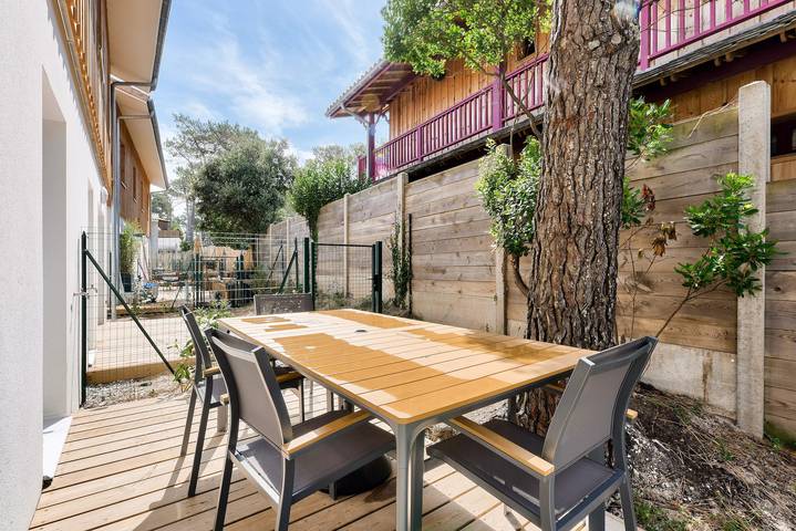 Ferienwohnung für 4 Personen, mit Garten und Ausblick in Lacanau Ocean