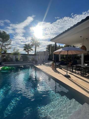 Cottage pour 4 personnes, avec jardin ainsi que piscine et vue à Prades-le-Lez