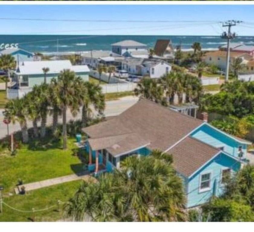 Vilano Beach Cottage, 1/2 block to Surfside Beach. Historic Capo Cottage in Vilano Beach, St. Johns County