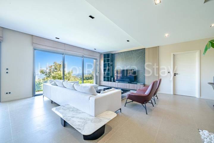 Villa pour 6 personnes, avec jardin et piscine ainsi que vue et terrasse à Tourrettes-sur-Loup - 4