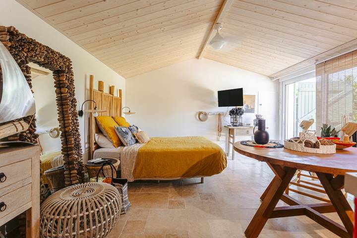 Holiday home for 2 people, with garden in Ile de Re