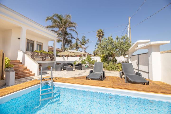 Location de vacances pour 9 personnes, avec balcon/terrasse et balcon à Taviano - 2