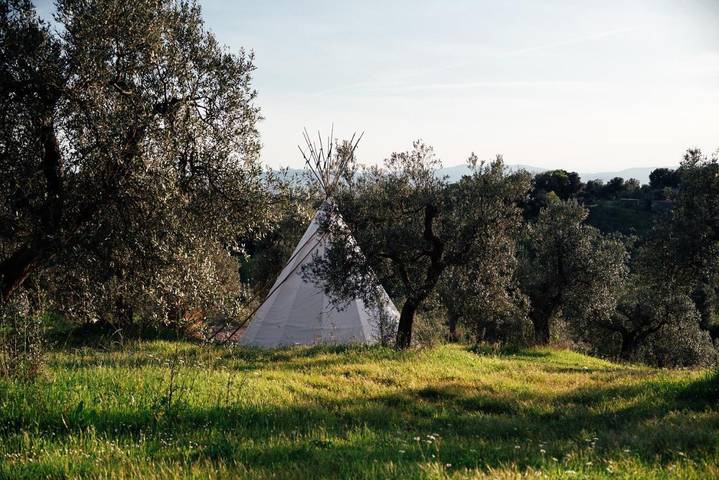 Camping per 2 persone, con panorama e giardino nonché piscina in Provincia di Grosseto