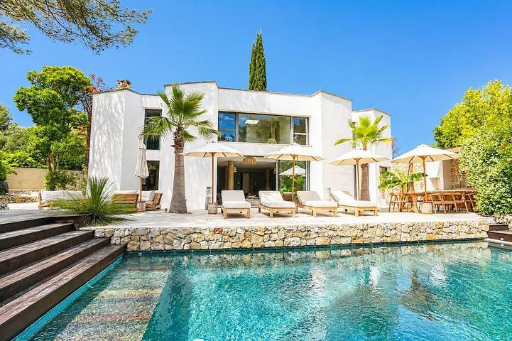 Villa pour 10 personnes, avec terrasse et jardin - 1