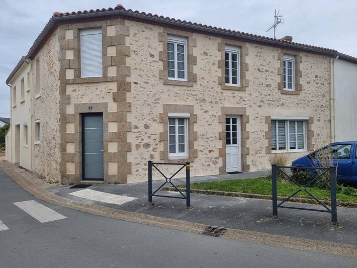 Gîte pour 24 personnes, avec terrasse